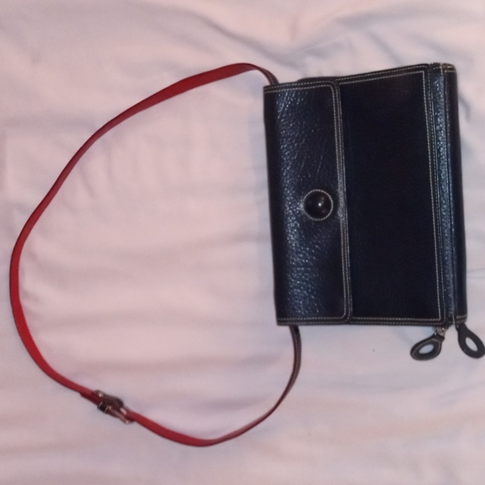 Tusk New York Handcrafted Leather Purse